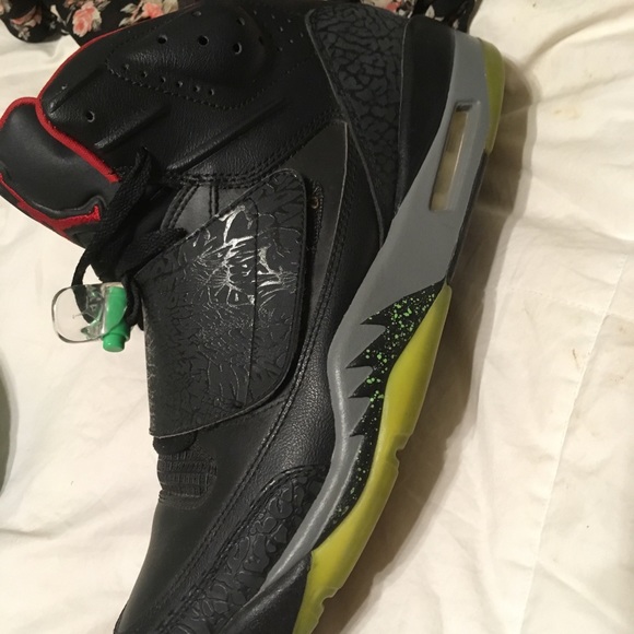 Son of mars Jordan’s - Picture 2 of 3